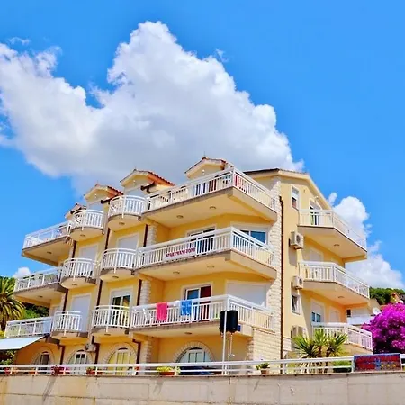 In With Sea View, Balcony, Air Conditioning, Wi-fi Διαμέρισμα