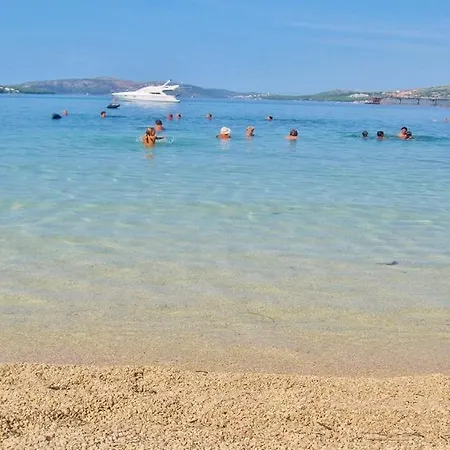 In With Sea View, Balcony, Air Conditioning, Wi-fi Διαμέρισμα