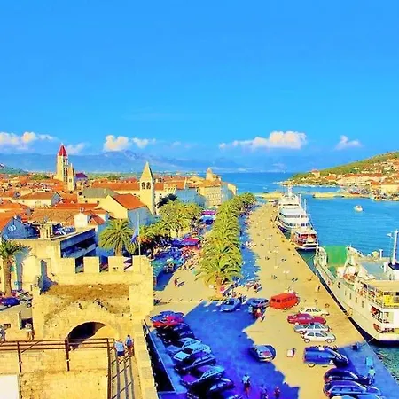 Διαμέρισμα In With Sea View, Balcony, Air Conditioning, Wi-fi Τρογκίρ