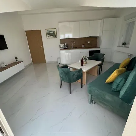 In With Sea View, Balcony, Air Conditioning, Wi-fi * Trogir