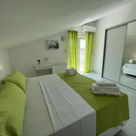 In With Sea View, Balcony, Air Conditioning, Wi-fi Διαμέρισμα *
