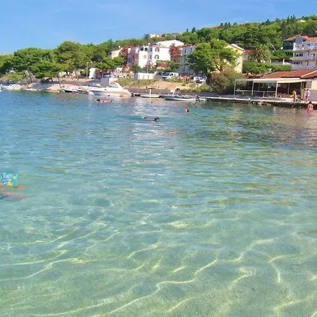 Διαμέρισμα In With Sea View, Balcony, Air Conditioning, Wi-fi *